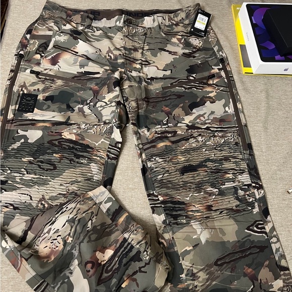 NEW UA Under Armour Storm Ridge Reaper Raider HD Pants Camo Size 44/34 Hunting